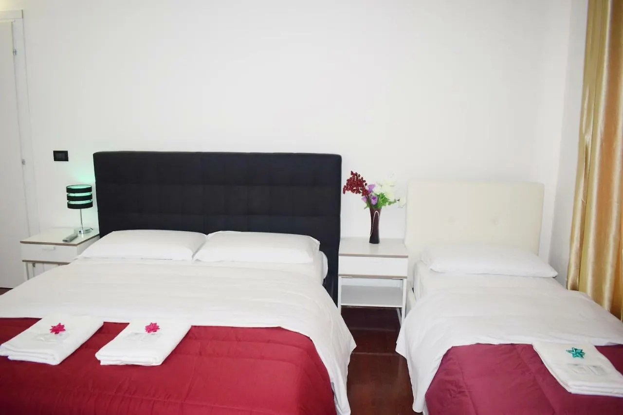 Eden Venice Mestre 3*,